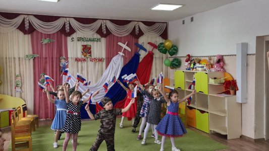 Поздравляем папу с Днём Защитника Отечества!